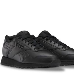 Reebok Classic Leather Sneakers in Black